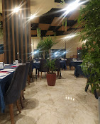 مطعم راهوز